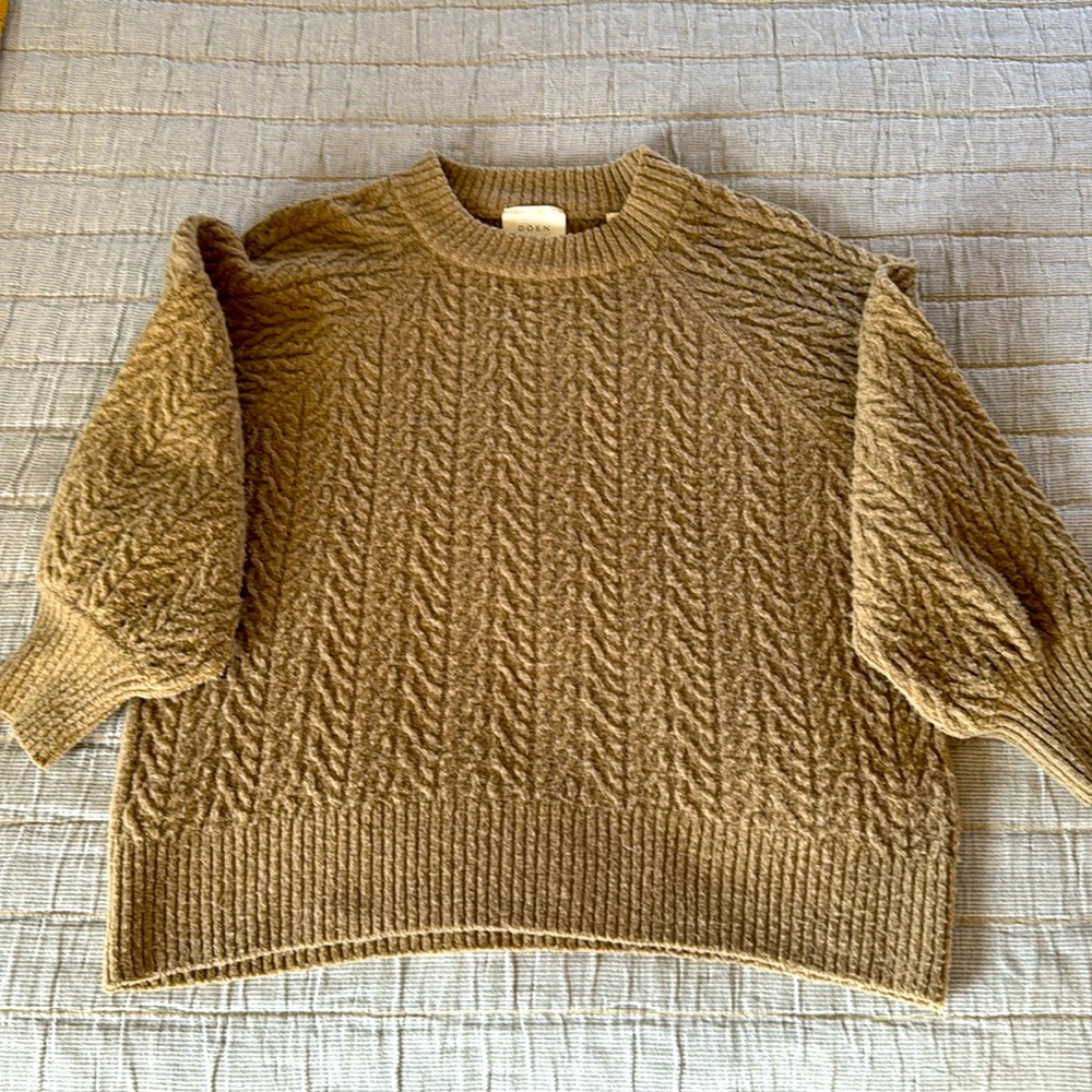 DOEN camel sweater size Small